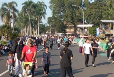Makin Rapi, Penataan UMKM di CFD Reborn Bikin Nyaman Pengunjung