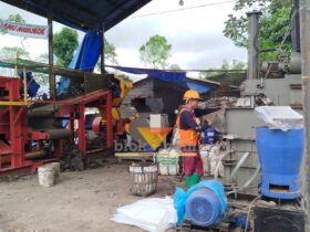Pengelolaan sampah di TPA Paras, Poncokusumo (blok-a.com / Yogga Ardiawan)