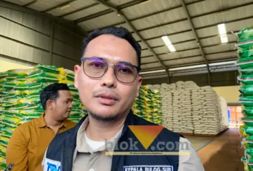 Kepala Perum Bulog Cabang Malang, M Nurjuliansyah, pastikan harga beras aman jelang Ramadan (blok-a.com / Yogga Ardiawan)