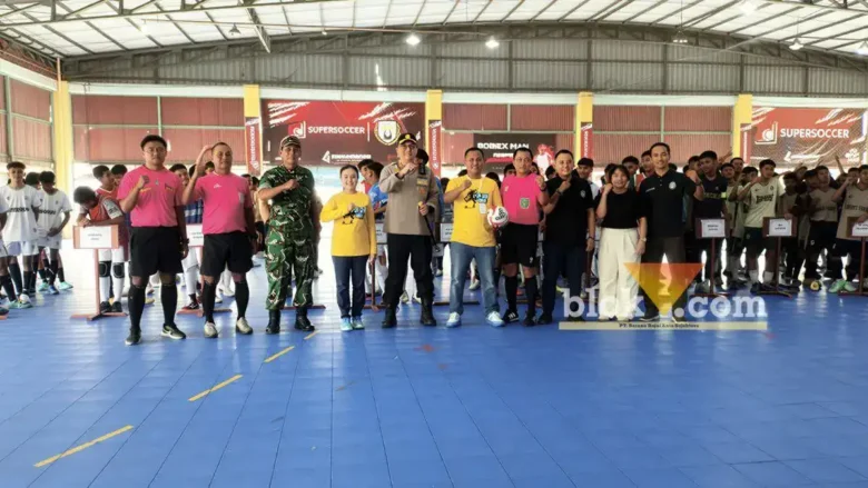 Pembukaan Futsal piala PWI Cup 2026 di AKA Benpas, Kota Mojokerto.(blok-a.com/Syahrul Wijaya)