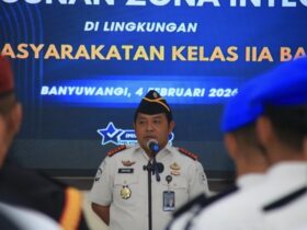 Caption : Jajaran Lapas Banyuwangi menggelar Deklarasi Pembangunan Zona Integritas (ZI), siap raih Wilayah Birokrasi Bersih dan Melayani (WBBM), Rabu (4/2/2026)(dok Humas Lapas).