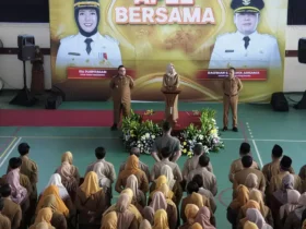 Wali kota Mojokerto Ika Puspita Sari saat apel bersama ASN Pemkot di GOR Seni Mojopahit.(Foto: Istimewa)