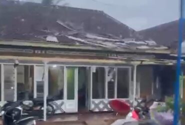 Cuaca ekstrem di Bantur rusak belasan rumah warga (BPBD)