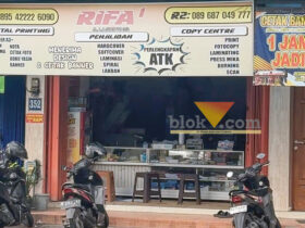Rifa Digital Print & Copy Centre cabang 1 yang ada di Jalan L.A. Sucipto No. 352, Pandanwangi, Kota Malang (foto: Blok-a.com/Zulkaria Irawan)