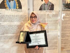 Prof. Dr. Nour Athiroh Abdoes Sjakoer, S.Si., M.Kes. meraih peringkat pertama dalam ajang LPTNU Awards 2026 pada bidang karya ilmiah ilmu alam dan kehidupan. (blok-a.com / M Berril Labiq)