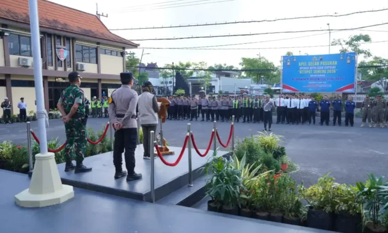 Apel Gelar Pasukan Operasi Ketupat Semeru 2026, Kamis (12/3/2026), di halaman Mapolres Bojonegoro (foto: ist)