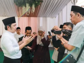 Bupati Jember Gus Fawait saat menemui wartawan (foto: ist)