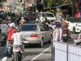 Kepadatan lalu lintas di jalur utama Jember (foto: ist)