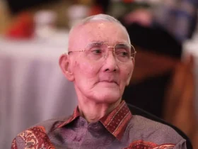 Jenderal TNI (Purn.) Try Sutrisno, Wakil Presiden Republik Indonesia ke-6 (foto: Kemkumham)