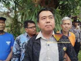 Kuasa Hukum Pak Dur, Muhammad Sholeh atau Cak Sholeh siapkan laporan balik dugaan pungli PJT I (blok-a.com / Yogga Ardiawan)