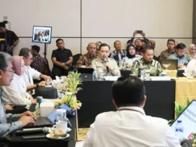 Bupati Jember Muhammad Fawait saat hadiri kegiatan di BP Taskin, ia mendapat apresiasi atas upaya verifikasi faktual data kemiskinan oleh para ASN Pemkab Jember (foto: ist)