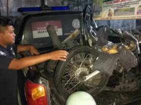 Kondisi motor korban yang ringsek usai ditabrak mobil Kijang (foto: Dokumen Satlantas Polres Jombang)