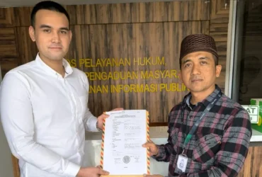 Wiwit Haryono saat melaporkan dugaan pungli KOPERTAIS IV di Kejaksaan Agung (foto: istimewa)
