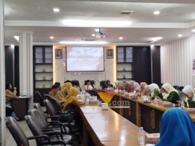 RDPU DPRD Kabupaten Malang bersama Guru Tk dan Paud di Kabupaten Malang bahas sulitnya perizinan dan insentif hingga status non ASN (blok-a.com / Yogga Ardiawan)