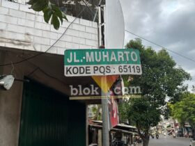 Jl. Muharto, yang diduga penamaannya mulai digunakan setelah masa kemerdekaan. (blok-a.com/ M Berril Labiq)