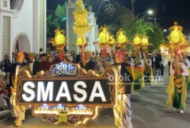 Penampilan SMAN 1 Magetan dalam Takbir Keliling Berlampion 2026 (foto: Blok-a.com/Ananda)