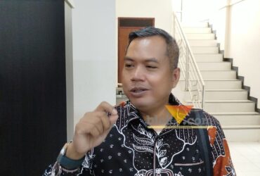 Ketua Fraksi Gerindra DPRD Kabupaten Malang, Zia Ulhaq meminta Pemkab Malang kaji lebih dalam rencana pembangunan Alun-alun di Stadion Kanjuruhan (blok-a.com / Yogga Ardiawan)