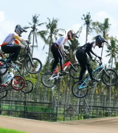 Ajang kompetisi balap sepeda Banyuwangi BMX Supercross 2026 yang diikuti oleh 343 peserta dari empat negara, digelar 27-28 Juni (foto: Istimewa)