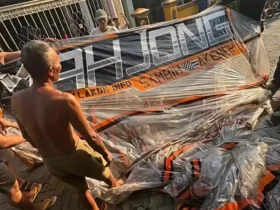Balon Udara Bermuatan Petasan Jatuh di Kebomas Gresik (foto: istimewa)