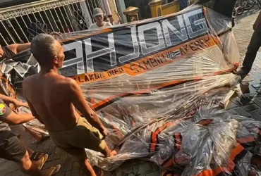 Balon Udara Bermuatan Petasan Jatuh di Kebomas Gresik (foto: istimewa)
