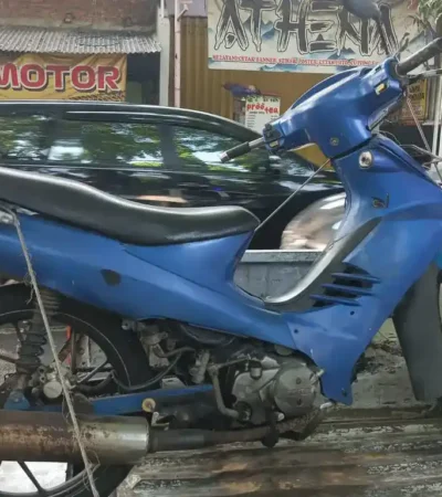 Motor Suzuki Shogun yang terlibat kecelakaan di jalan Pattimura Sengon, Jombang (Dokumen Satlantas Polres Jombang)