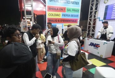 Di Balik Megahnya Konser Poliponi Malang, JNE Jadi Penopang Logistik