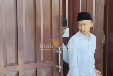 PPATK Resa Andrianto saat usai menjalani sidang di PN Gresik (foto: Blok-a.com/Ivan)