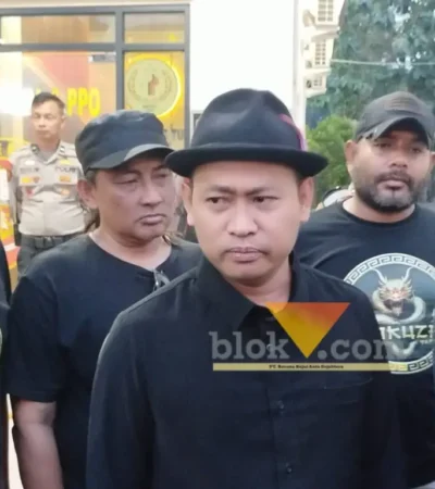 Tim Hukum Yakuza Maneges, Muhammad Zaki, seusai mendampingi korban melaporkan dugaan pelecehan di Kabupaten Malang (blok-a.com / Yogga Ardiawan)