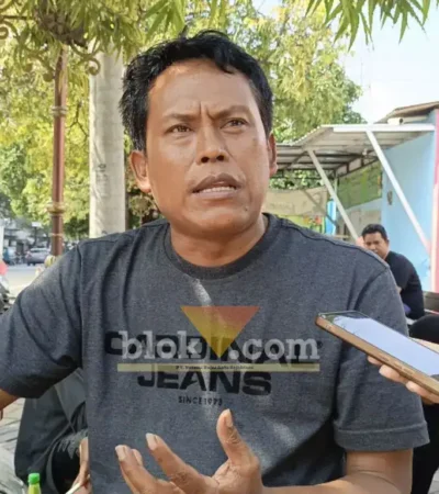 Ketua DPP Perdasema Ach. Wafid saat wawancara dengan wartawan (foto: Blok-a.com/Syahrul Wijaya)