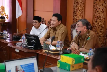Pemkab Sidoarjo rapat koordinasi bersama Baznas, Diskominfo, Dinsos, serta Dinas Perkim CKTR Kabupaten Sidoarjo, Senin (15/6/2026) (foto: istimewa)