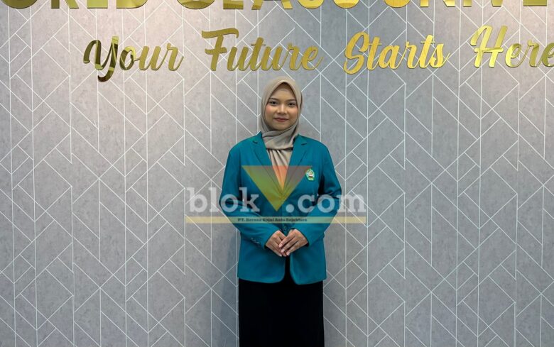 Sofia Jannatul Ma’rifah, Lulusan Terbaik FMIPA Unisma Ciptakan Antibakteri dari Kulit Delima. (blok-a.com / M Berril Labiq)