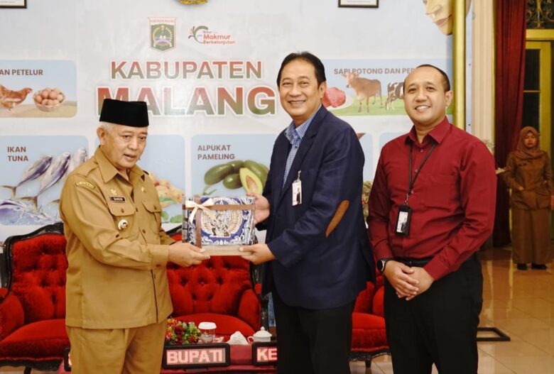 Pemkab Malang dan Bank Jatim Perkuat Sinergi Layanan Keuangan dan Pelayanan Publik (Prokopim)
