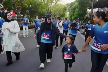 Bupati Ipuk (baju putih), saat ikuti Baperun. (foto: dok Pemkab)