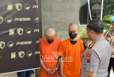 Dua kurir sabu yang dibekuk Polres Gresik dan didapati membawa 38 gram narkotika siap edar (foto: Blok-a.com/Ivan)