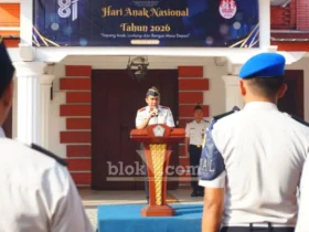 Kalapas kelas IIB Mojokerto Arifin Akhmad pimpin upacara peringati Hari Anak Nasional (blok-a.com/Syahrul Wijaya)