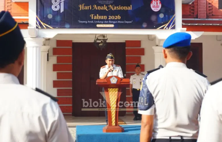 Kalapas kelas IIB Mojokerto Arifin Akhmad pimpin upacara peringati Hari Anak Nasional (blok-a.com/Syahrul Wijaya)