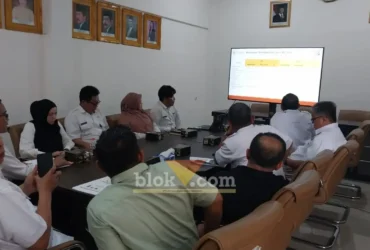 Kunjungan kerja Komisi II DPRD kota Mojokerto di kantor BPKPD.(foto: Blok-a.com/Syahrul Wijaya)