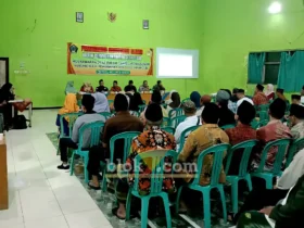 Musyawarah Desa Khusus (Musdesus) di Gedung Serbaguna Kantor Desa Tlogo (foto: Blok-a.com/Fajar)