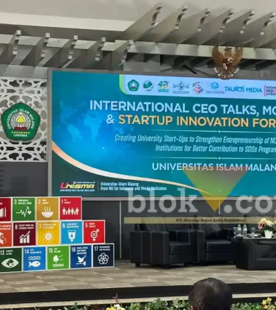 Rektor Unisma, Prof. Junaidi saat memberikan sambutan di acara International CEP Talks, MoU Signing & Startup Innovation Forum 2026 (foto: Blok-a.com / M Berril Labiq)