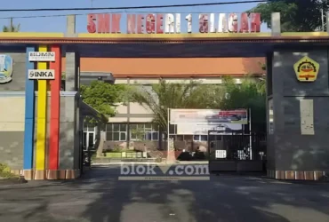 SMKN 1 Glagah Banyuwangi, berduka, Selasa (foto: Blok-a.com/Kuryanto)
