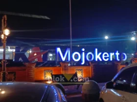 Stasiun kereta api Mojokerto (foto: Blok-a.com/Syahrul Wijaya)