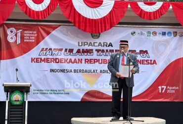Rektor Unisma, Prof Junaidi saat menyampaikan amanat dalam Upacara HUT Kemerdekaan ke-81 RI. (blok-a.com/ M Berril Labiq)