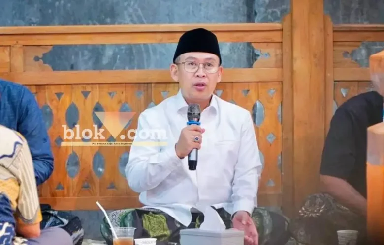 Calon Ketua Umum Pengurus Besar Nahdlatul Ulama (PBNU) KH Abdul Ghaffar Rozin atau Gus Rozin (foto: blok-a.com/Syahrul Wijaya)
