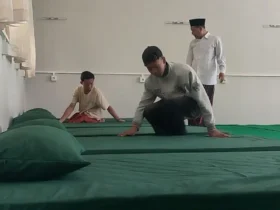 Gedung ruang kelas yang disulap menjadi fasilitas penginapan di Madrasah Aliyah Unggulan KH Abdul Wahab Hasbullah Bahrul Ulum, Tambakberas, Jombang (Foto: istimewa)