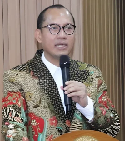 Guru Besar Hukum Lingkungan Universitas Airlangga Surabaya, Prof. Dr. H. Suparto Wijoyo (foto: istimewa)