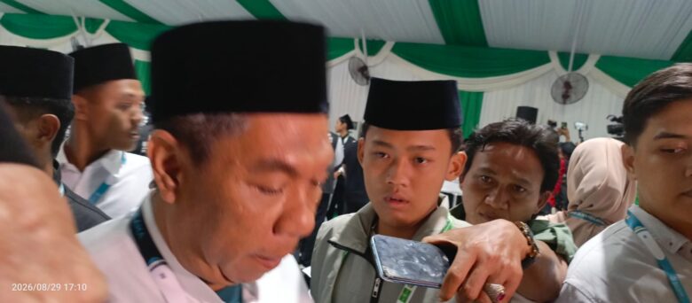 teks:%C2%A0Salah%20satu%20calon%20ketua%20umum%20PBNU%20KH%20Zulfa%20Mustofa%20saat%20wawancara.(blok-a.com/Syahrul%20Wijaya)