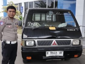 Barang bukti Mitsubishi L300 yang terlibat kecelakaan di Jatikerto, Kecamatan Kromengan Kabupaten Malang (Polres Malang)