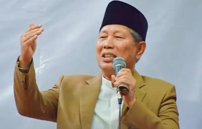 KH Musta'in Syafi'i (Foto: Istimewa)