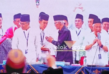 KH. Miftachul Akhyar terpilih kembali menjadi Rais Aam PBNU periode 2026–2031.(blok-a.com/Syahrul Wijaya)