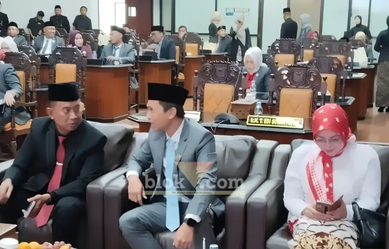 Oka Mahendra Jati Kusuma, S.E., M.M. Ketua DPRD Kabupaten Probolinggo (foto: Blok-a.com/Ridwan)